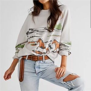 Free people Daydreamers running horses crewneck
